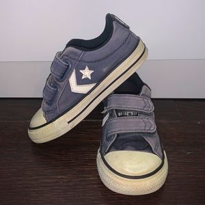 Converse velcro straps shoes! Good used condition.